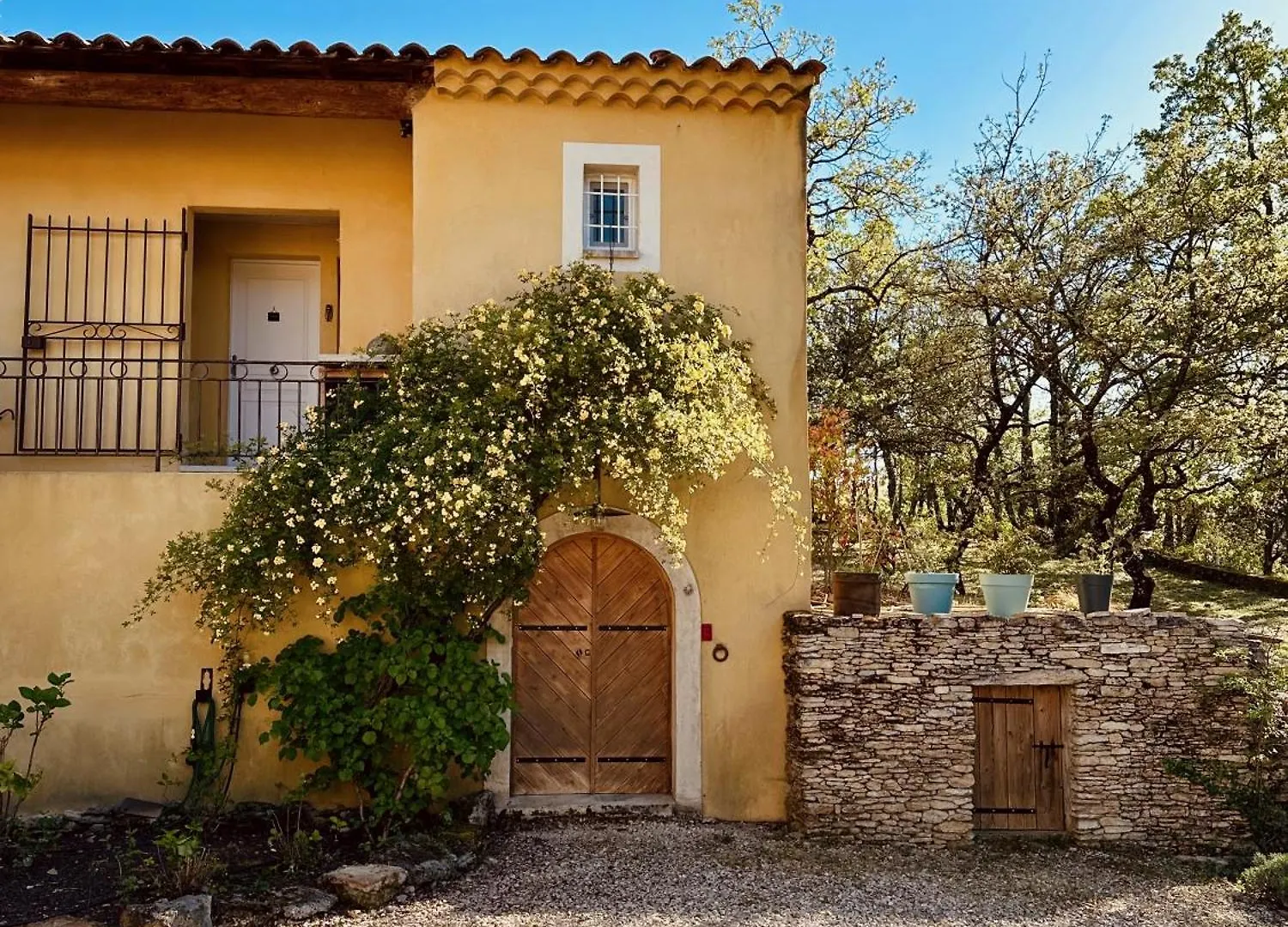 Hotel Pierres-Blanches à Venasque Maison d'hôtes